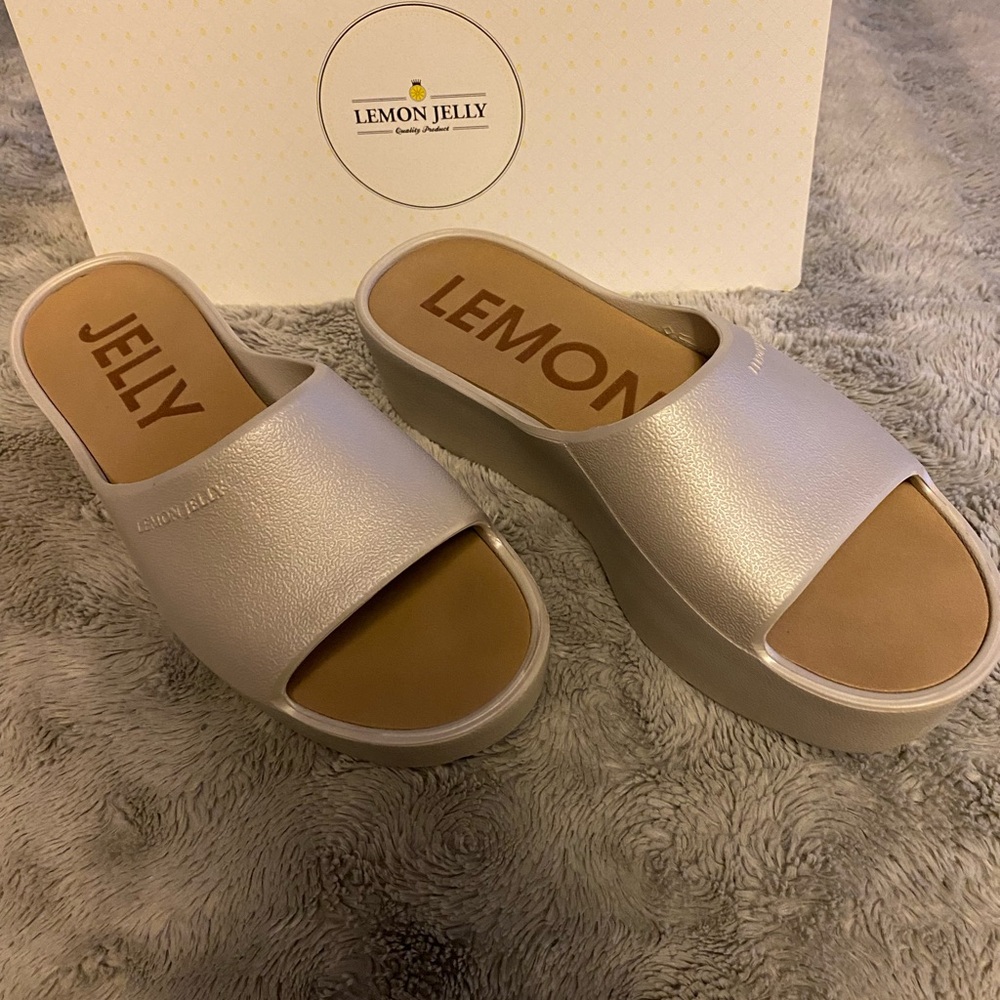 Lemon Jelly Women's warm grey gold  Platform Mules